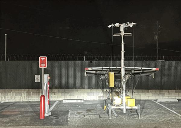 美国多个特斯拉充电站遭窃：电缆被剪 动机成谜