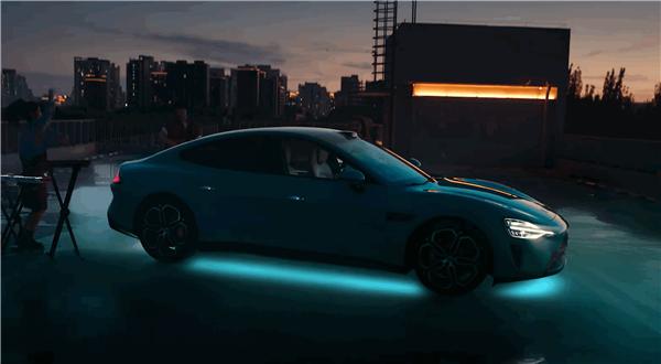 小米汽车全新车载单品智能底盘氛围灯上线：六色等效 驻车点亮