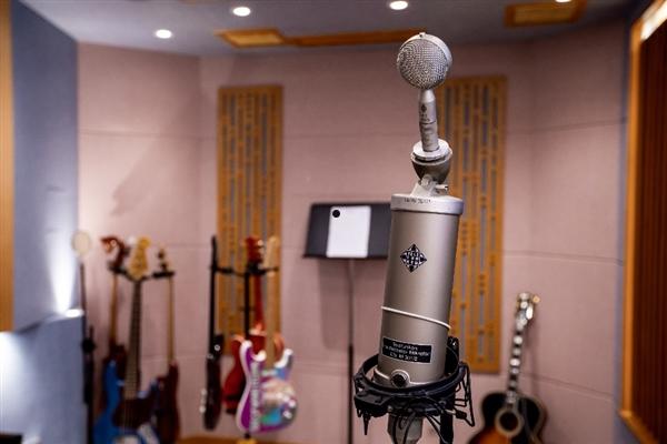 星音乐工作室选择诺音曼KH系列监听音箱打造沉浸声监听系统
